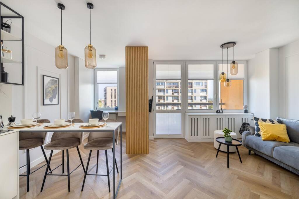 Ecru Luxurious Center Near Old Town Wwa10 Апартаменти